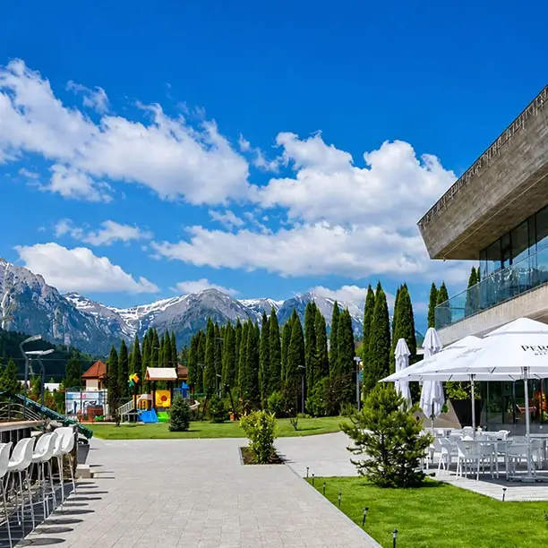 Azuga Ski & Bike Resort, hotel de 4 stele la baza pârtiei Sorica